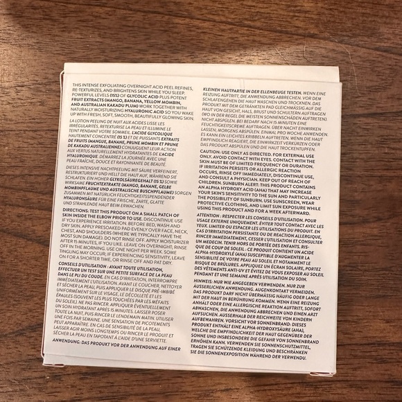 GOOPGLOW 15% Glycolic acid + fruit extract overnight glow peel-2 GLOW PEEL PADS - Picture 2 of 9